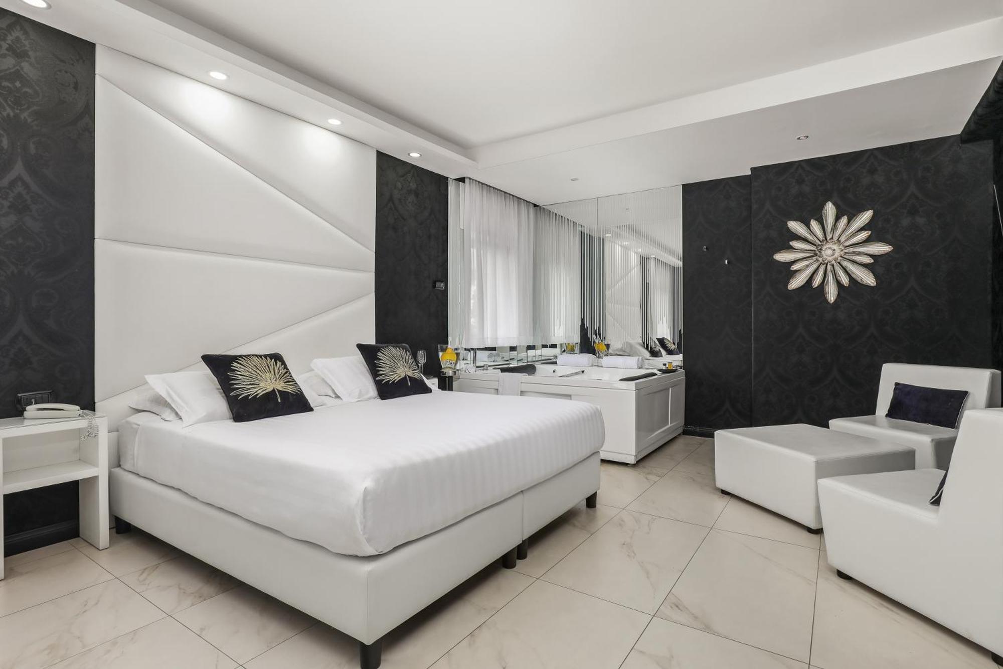 Reggia Suite Spa Hotel Касерта Екстериор снимка