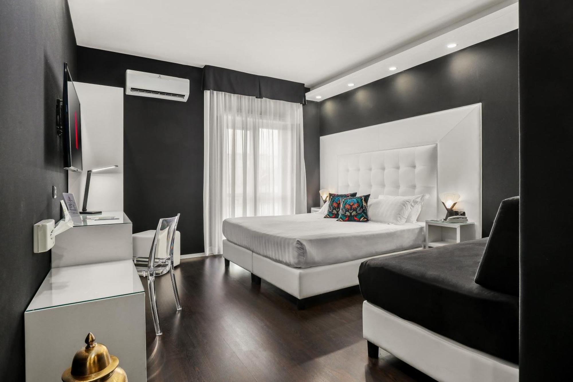 Reggia Suite Spa Hotel Касерта Екстериор снимка