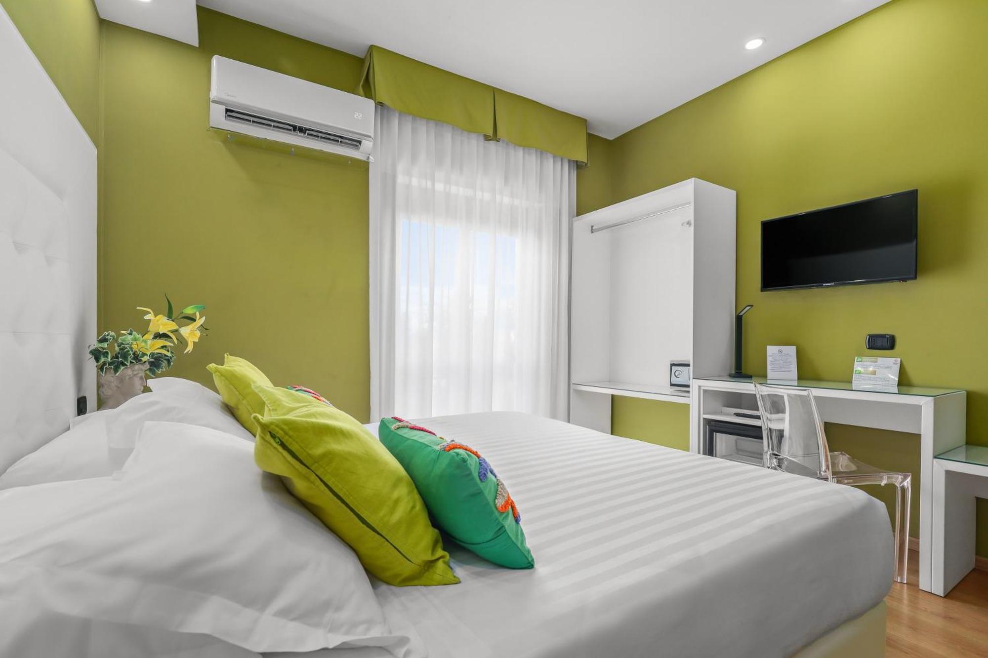 Reggia Suite Spa Hotel Касерта Екстериор снимка